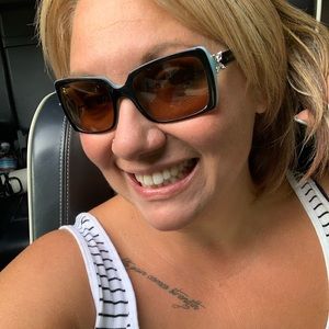 Meet your Posher, Meredith